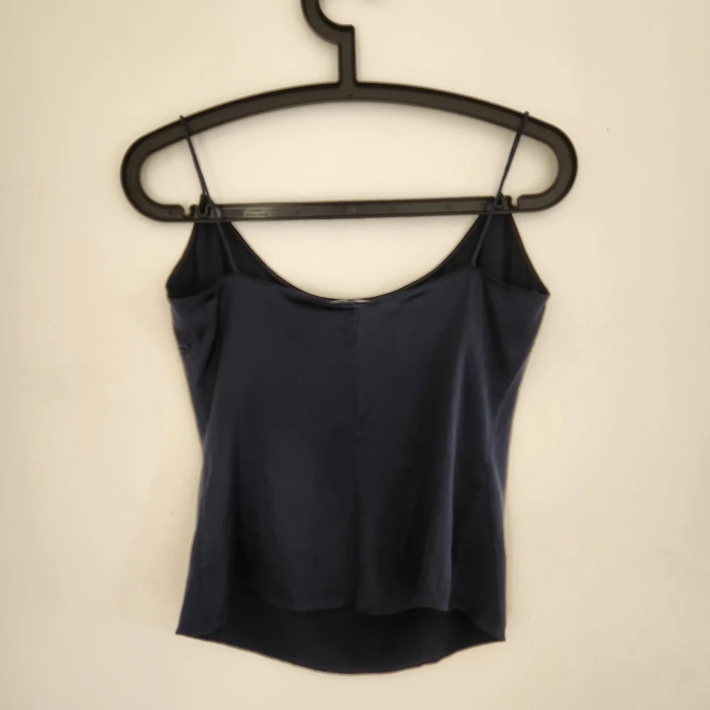Silk Slip On Top - Picture 4 of 6